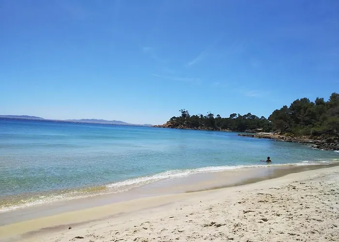 Tres Beau T2 Cavaliere Avec Terrasse Proche Le Lavandou