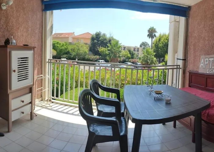 Tres Beau T2 Cavaliere Avec Terrasse Proche * Le Lavandou